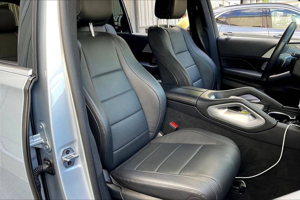Used 2025 Mercedes-Benz GLS 450 4MATIC image 24