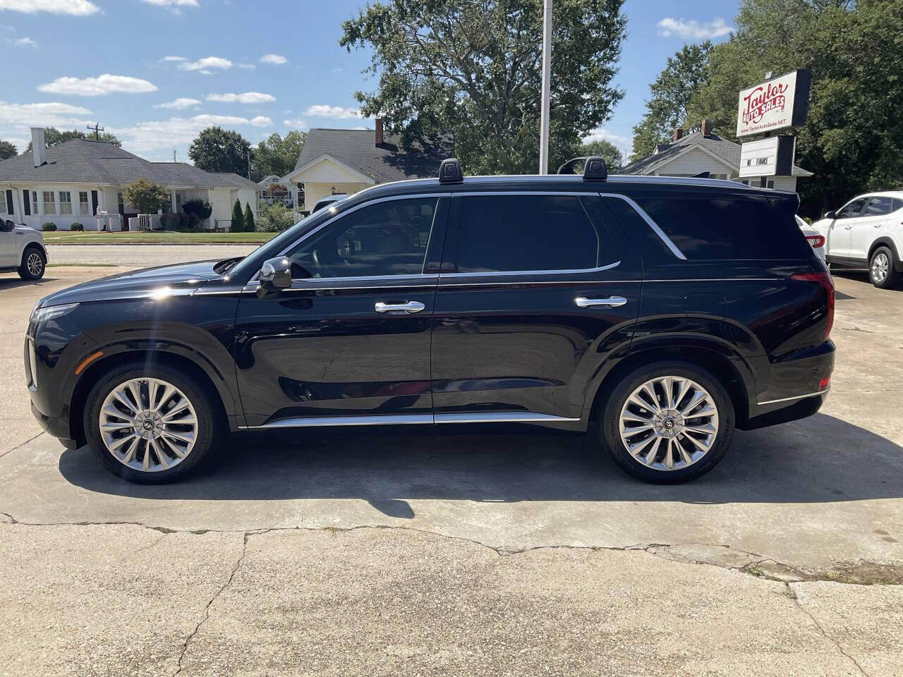 Used 2020 Hyundai Palisade Limited FWD image 6