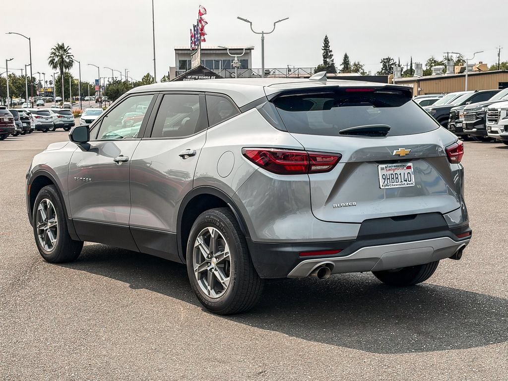 Used 2023 Chevrolet Blazer LT w/ LPO, Cargo Package FWD image 2