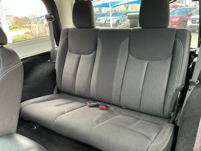 Used 2017 Jeep Wrangler Sahara w/ Connectivity Group image 9