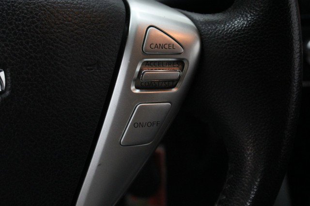 Used 2015 Nissan Versa Note SV image 12