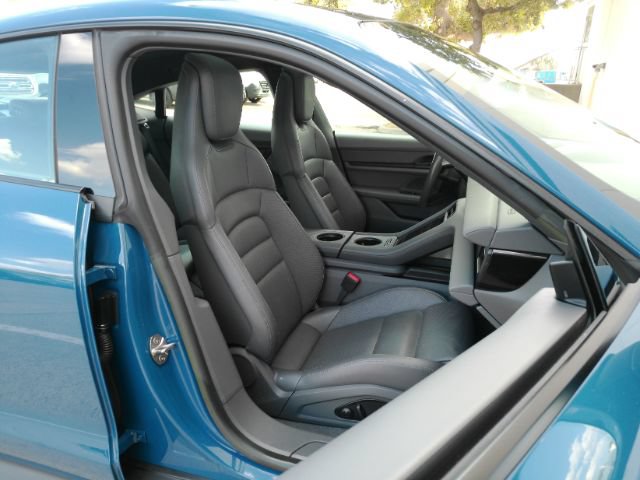 Used 2023 Porsche Taycan RWD image 21
