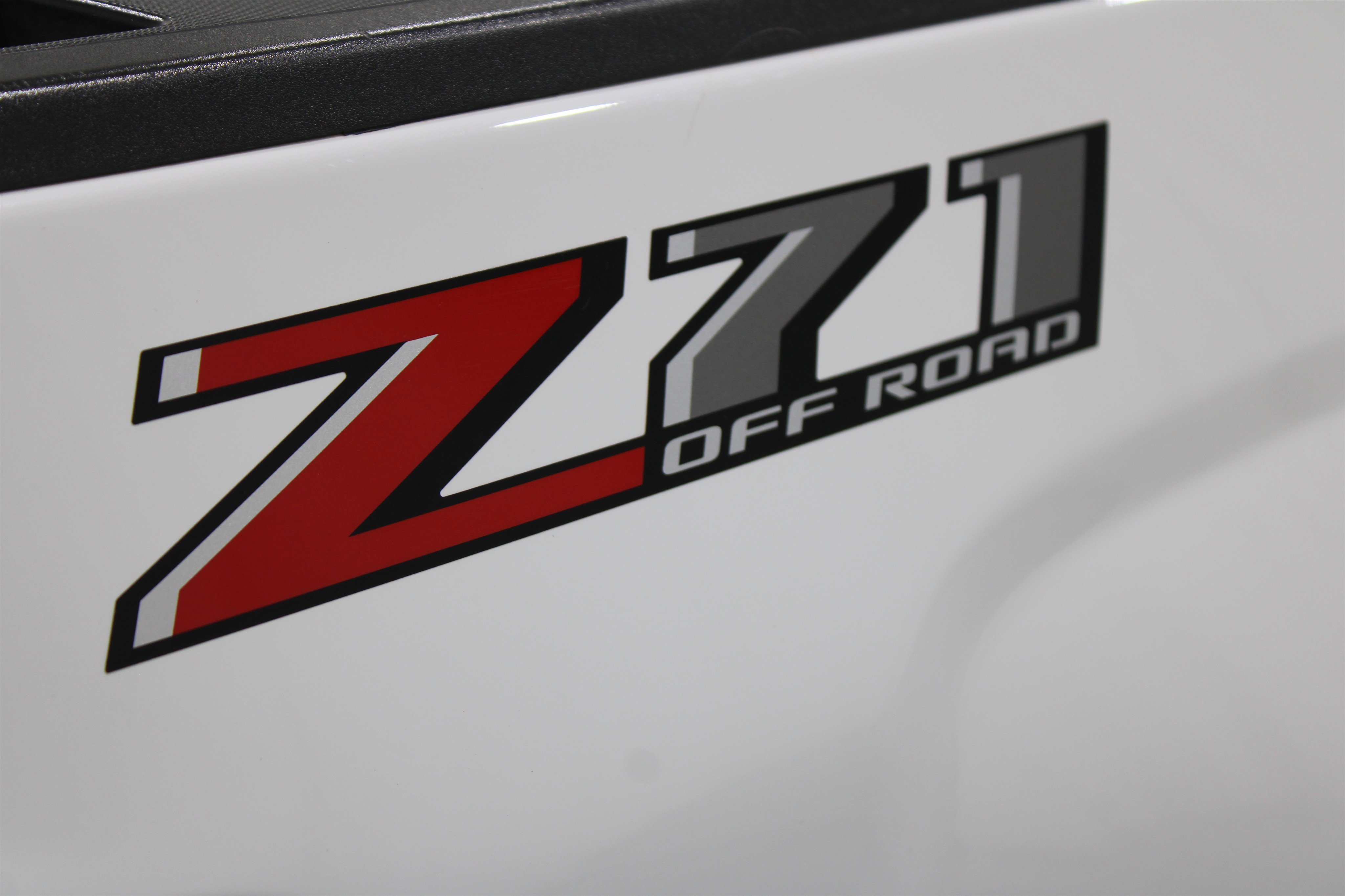 Used 2018 Chevrolet Silverado 1500 LTZ Z71 w/ LTZ Plus Package image 30