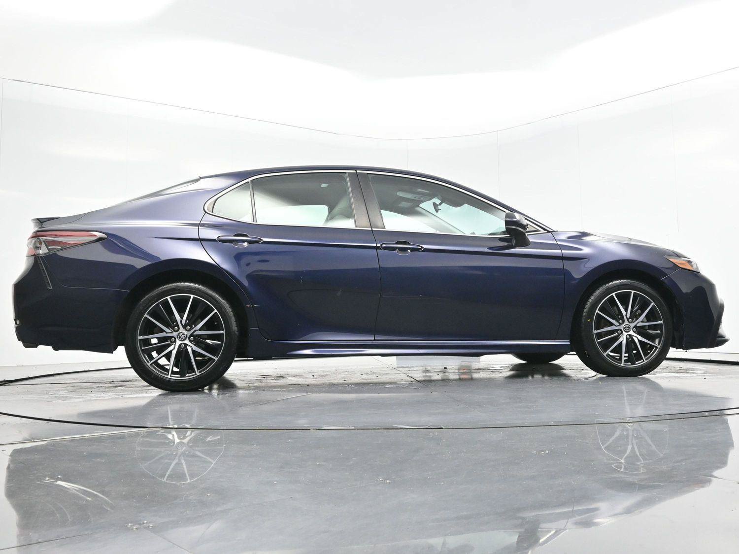 Used 2021 Toyota Camry SE FWD image 49