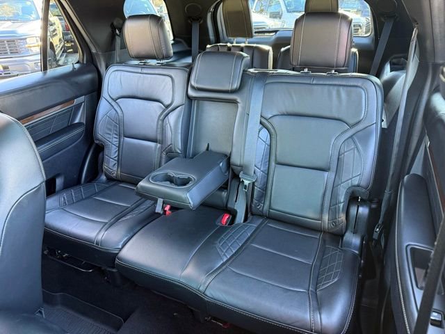 Certified 2018 Ford Explorer Platinum image 20