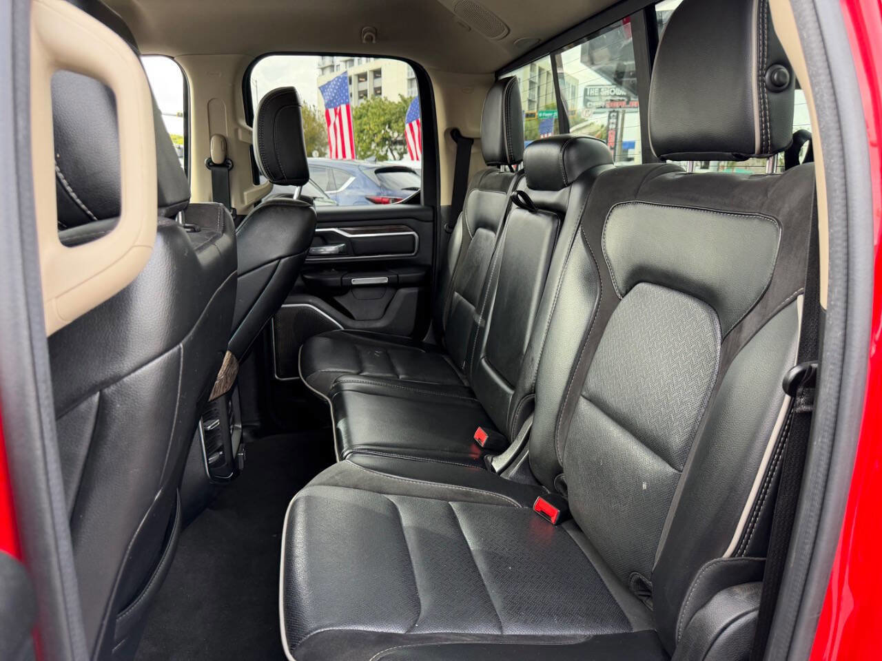 Used 2020 RAM 1500 Laramie RWD image 14