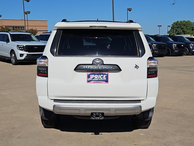 Used 2018 Toyota 4Runner TRD Off-Road AWD/4WD image 7