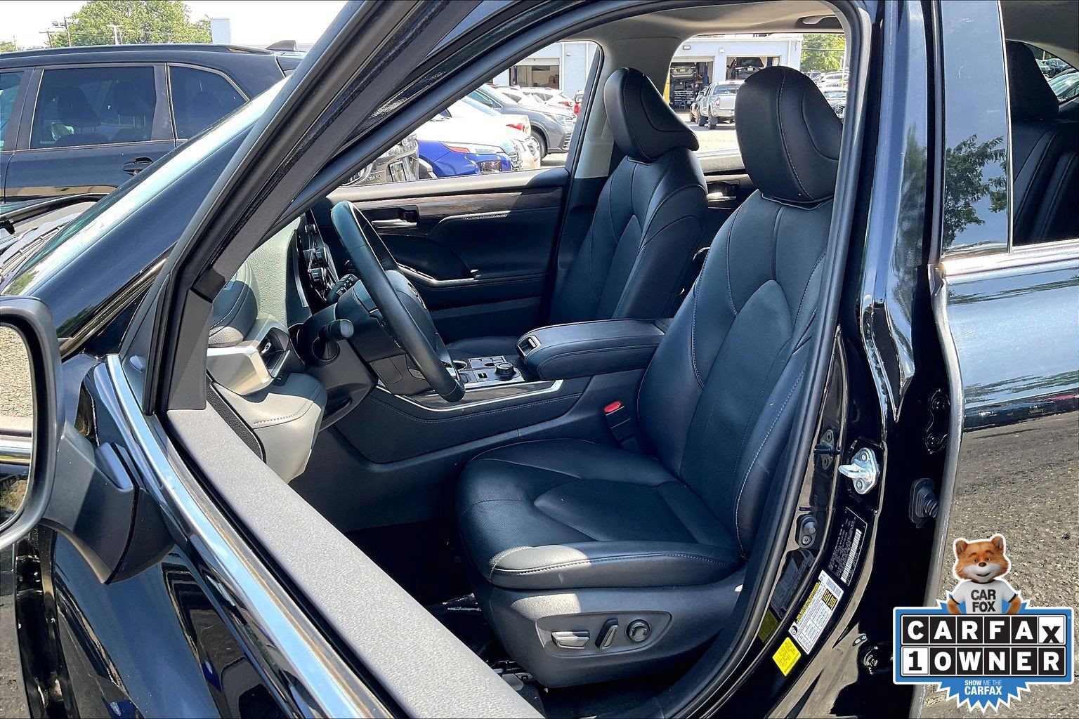 Used 2023 Toyota Highlander Limited AWD/4WD image 8