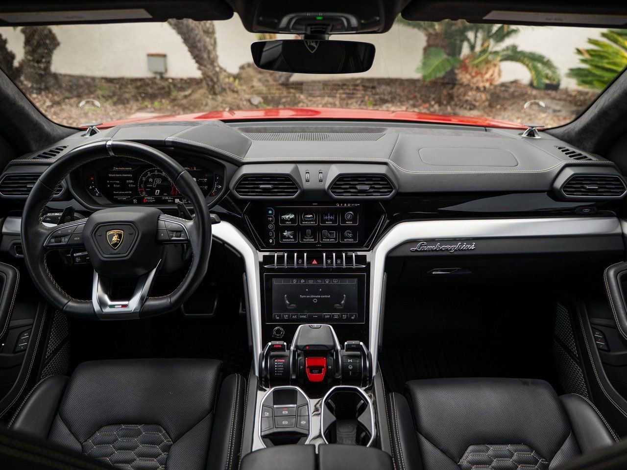 Used 2024 Lamborghini Urus S image 7