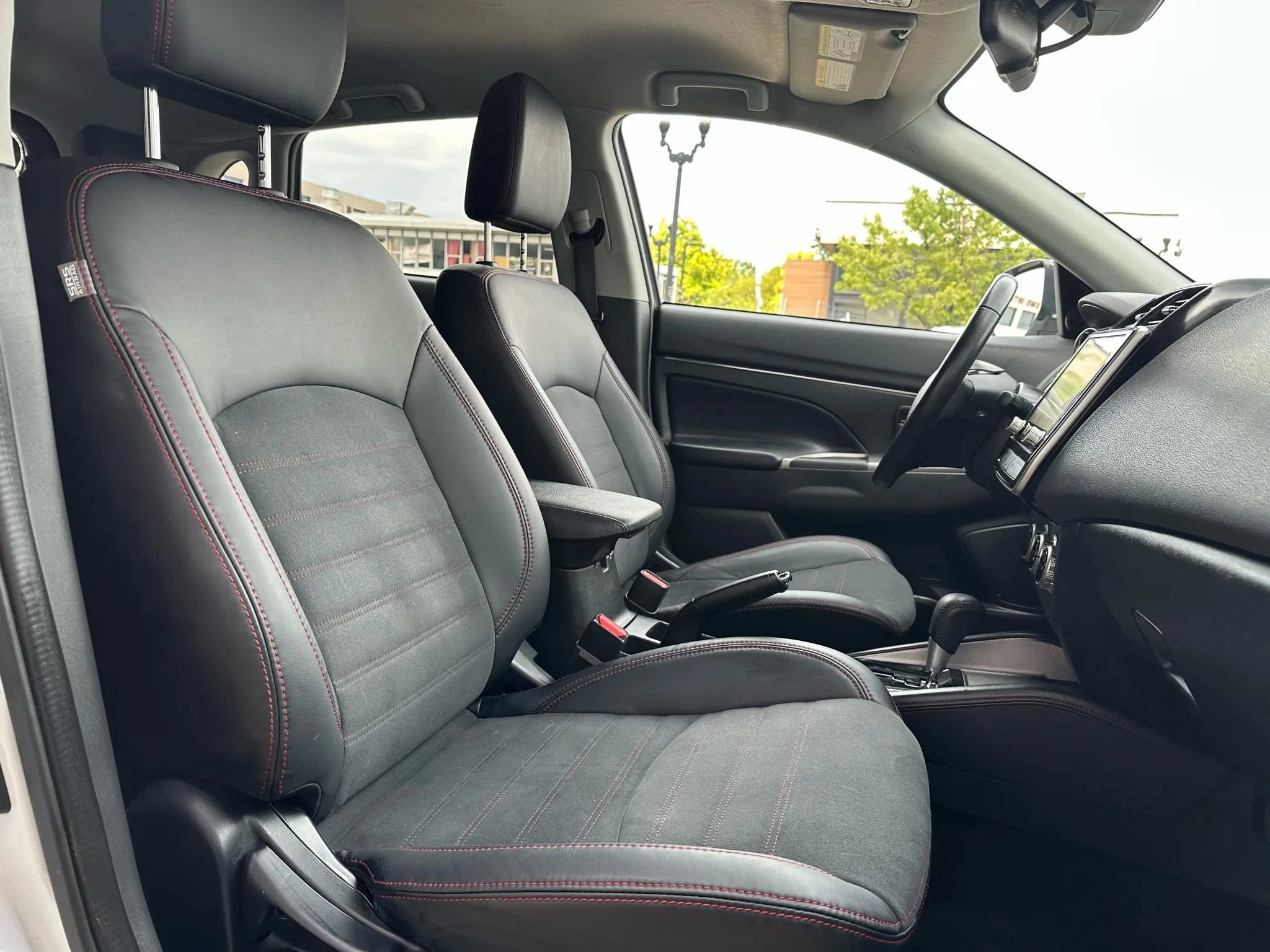 Used 2022 Mitsubishi Outlander Sport SE AWD/4WD image 16