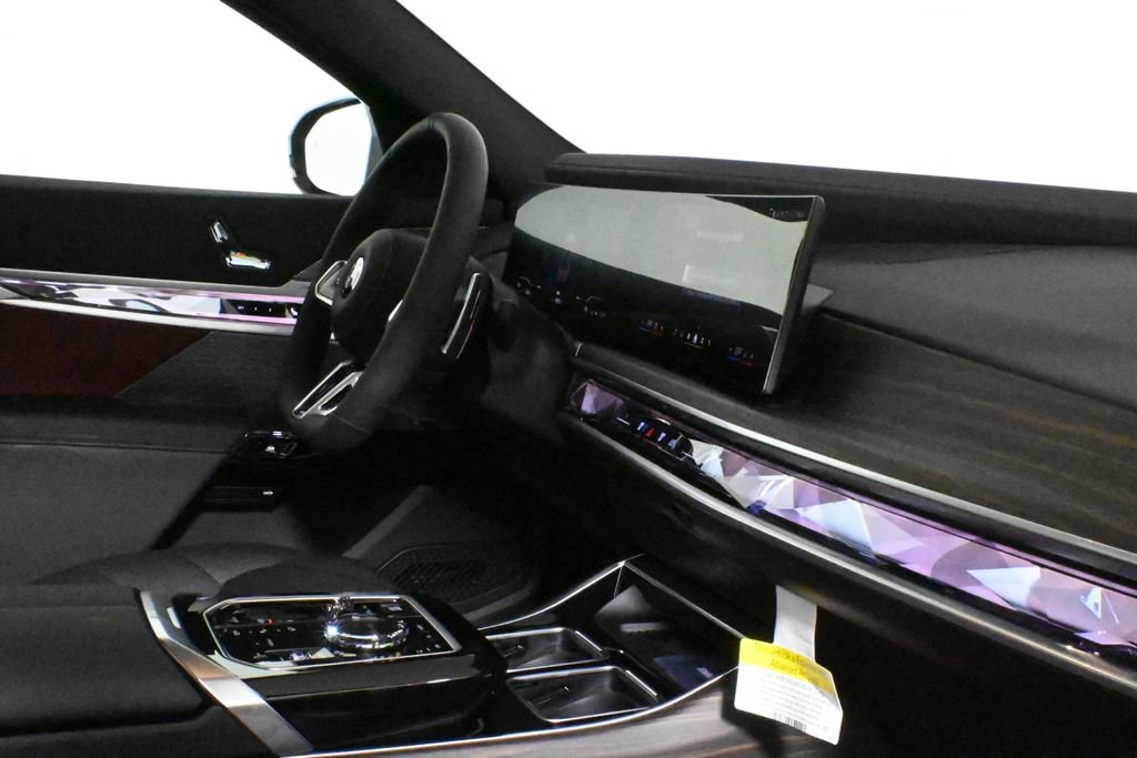 New 2025 BMW 740i xDrive image 34