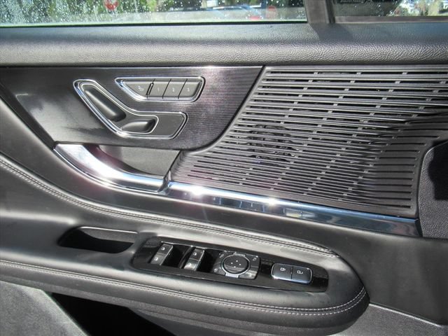 Used 2022 Lincoln Corsair Grand Touring w/ Towing Package AWD/4WD image 20