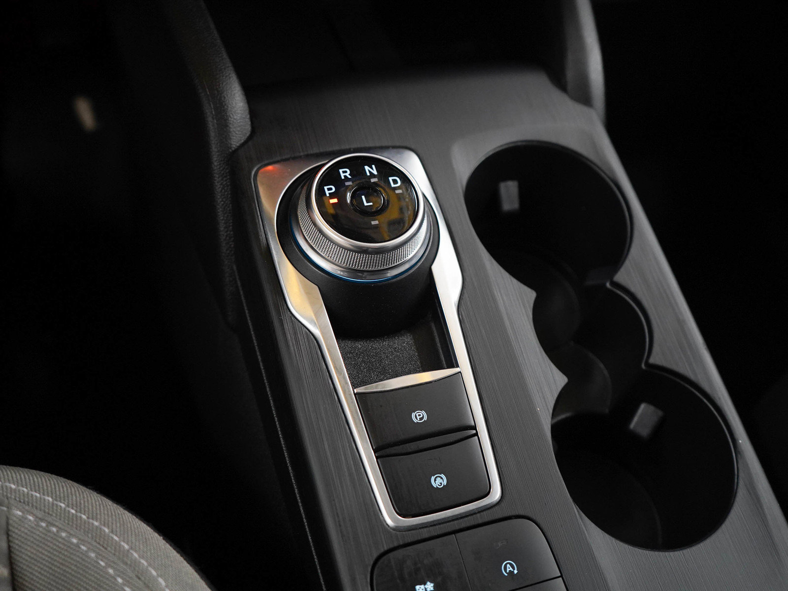 Used 2022 Ford Escape SE w/ Cold Weather Package FWD image 23
