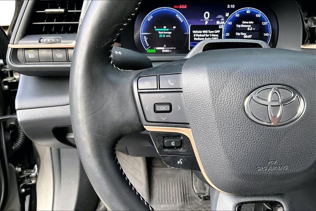 Used 2024 Toyota Crown w/ Advanced Technology Package image 10