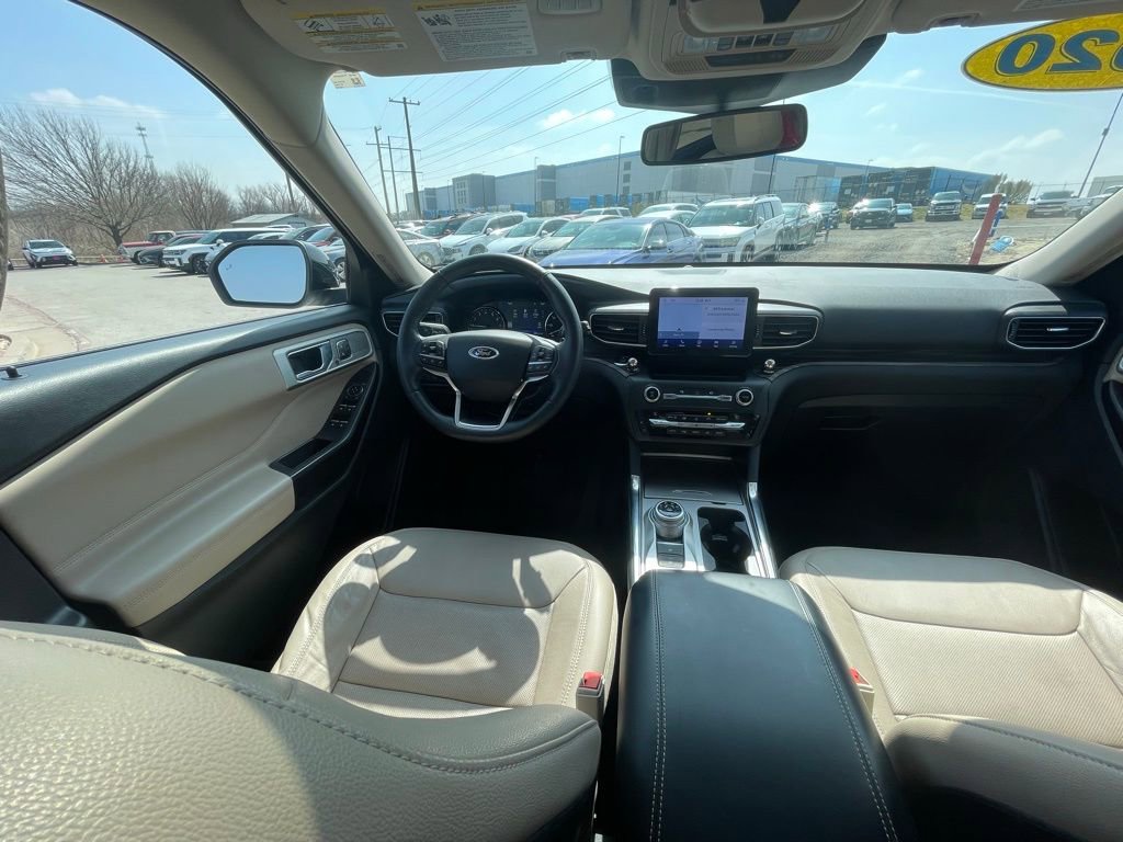 Used 2020 Ford Explorer Limited w/ Class III Trailer Tow Package image 25