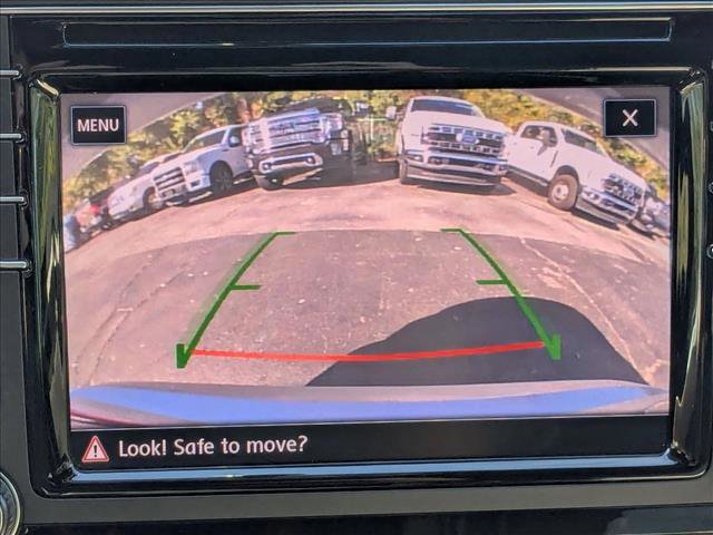 Used 2018 Volkswagen Passat GT image 14