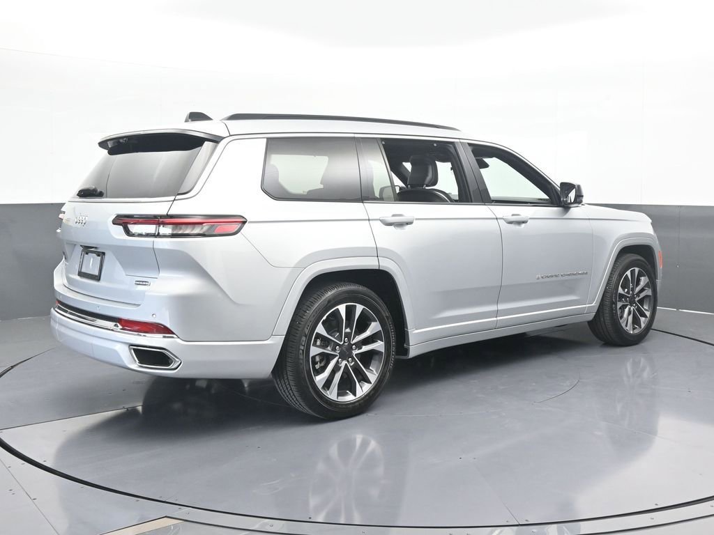 Used 2024 Jeep Grand Cherokee L Overland w/ Advanced Protech Group III image 6