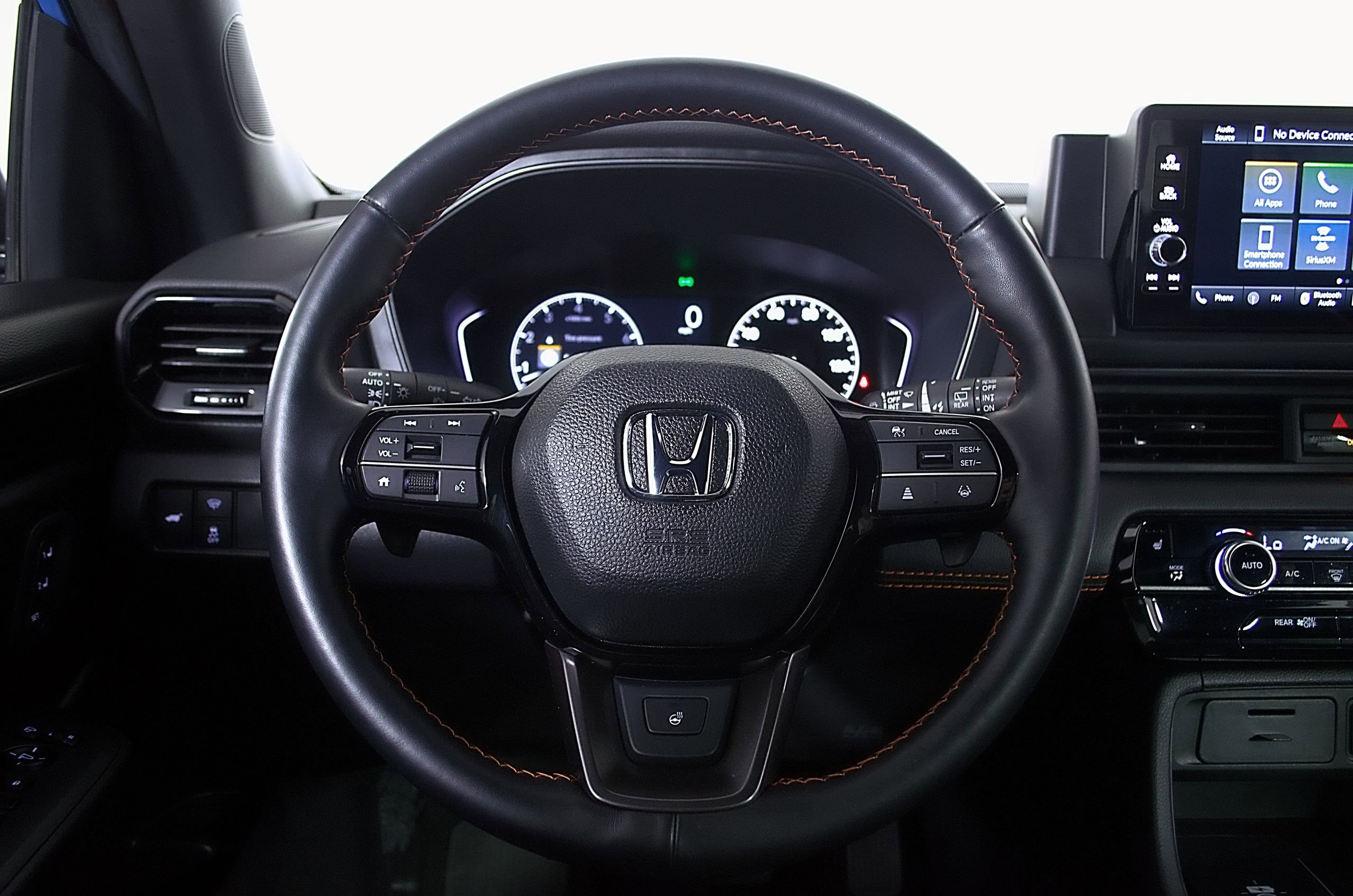 Used 2023 Honda Pilot TrailSport image 27