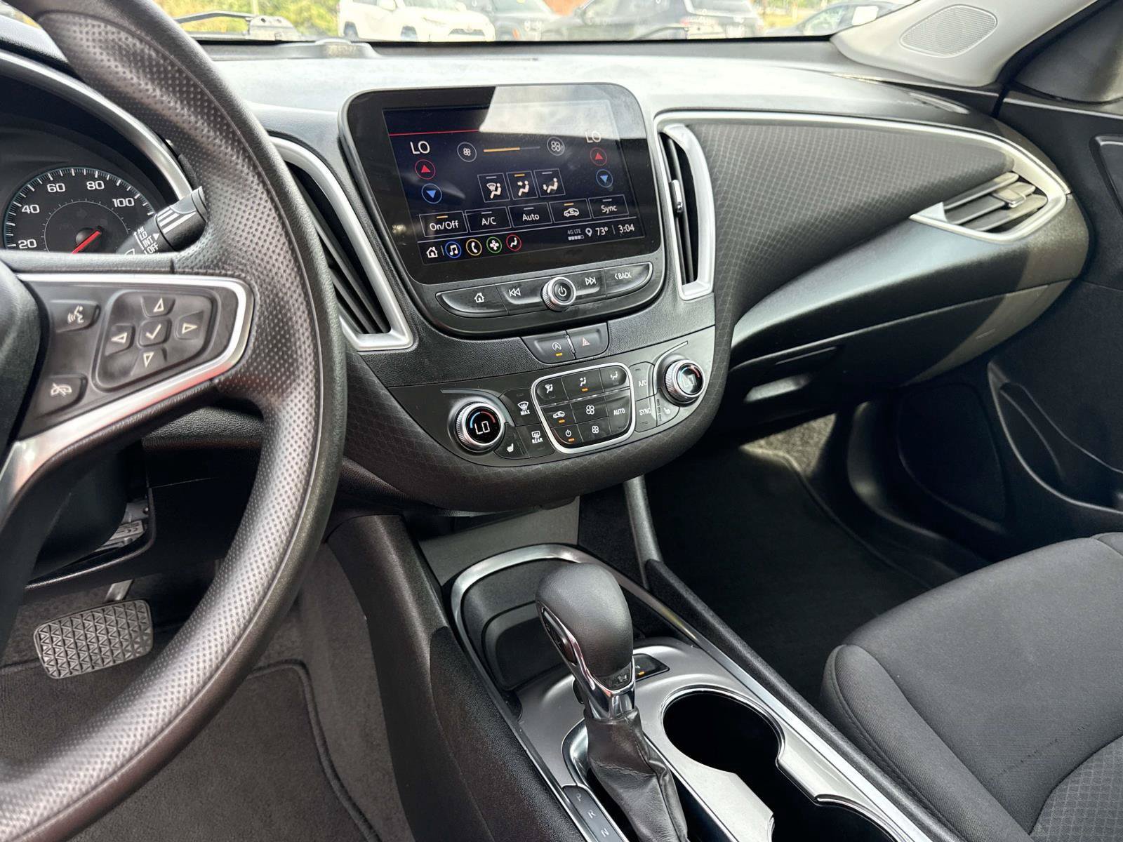 Used 2024 Chevrolet Malibu LT FWD image 29