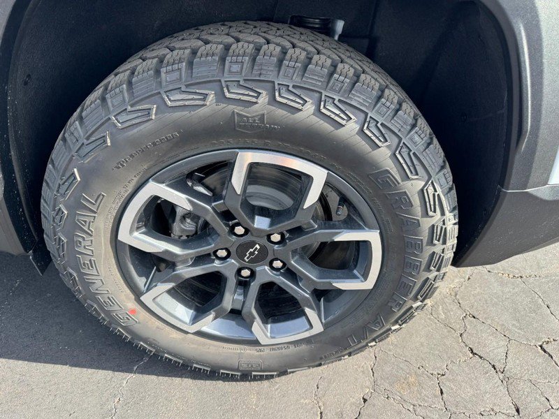 New 2026 Chevrolet Equinox ACTIV w/ Safety and Technology Package image 6