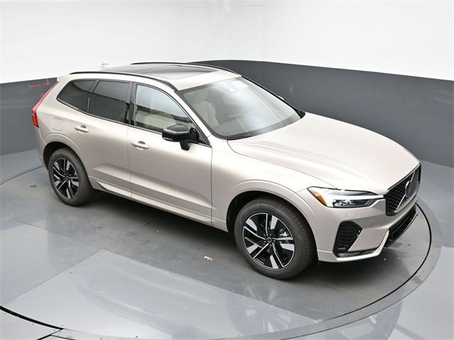 New 2026 Volvo XC60 B5 Core w/ Climate Package image 44