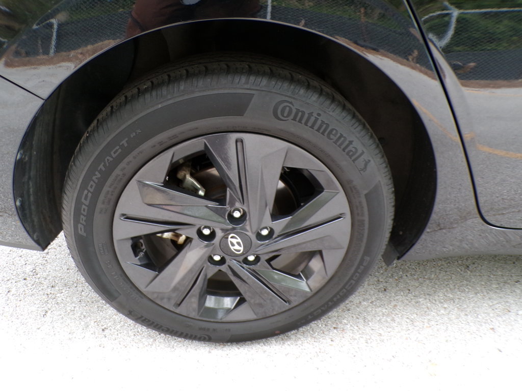 Certified 2022 Hyundai Elantra SEL w/ Convenience Package FWD image 19