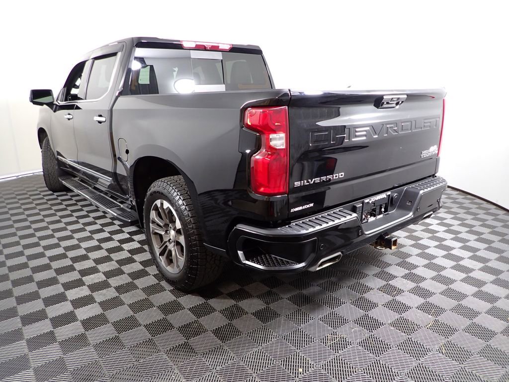 Used 2022 Chevrolet Silverado 1500 High Country AWD/4WD image 17