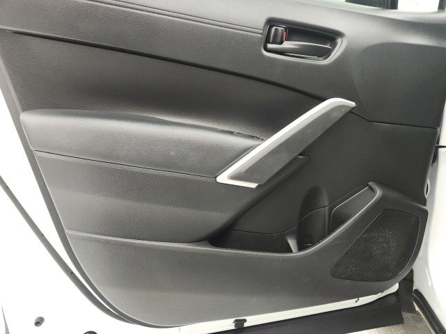 Certified 2024 Toyota Corolla Cross SE image 40