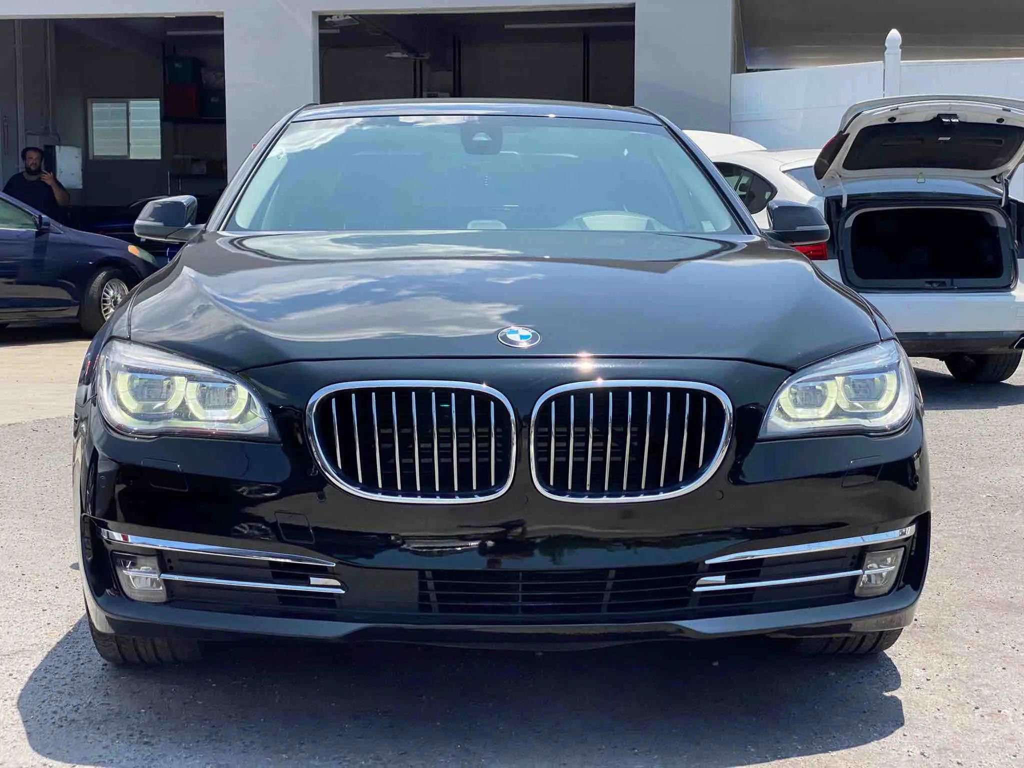 Used 2013 BMW 750Li image 7