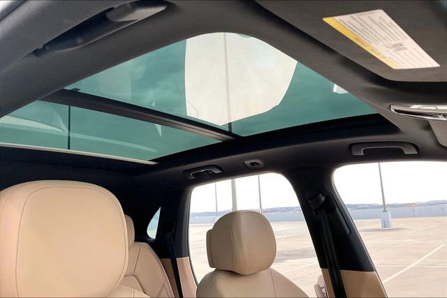 Used 2022 Porsche Cayenne AWD/4WD image 25