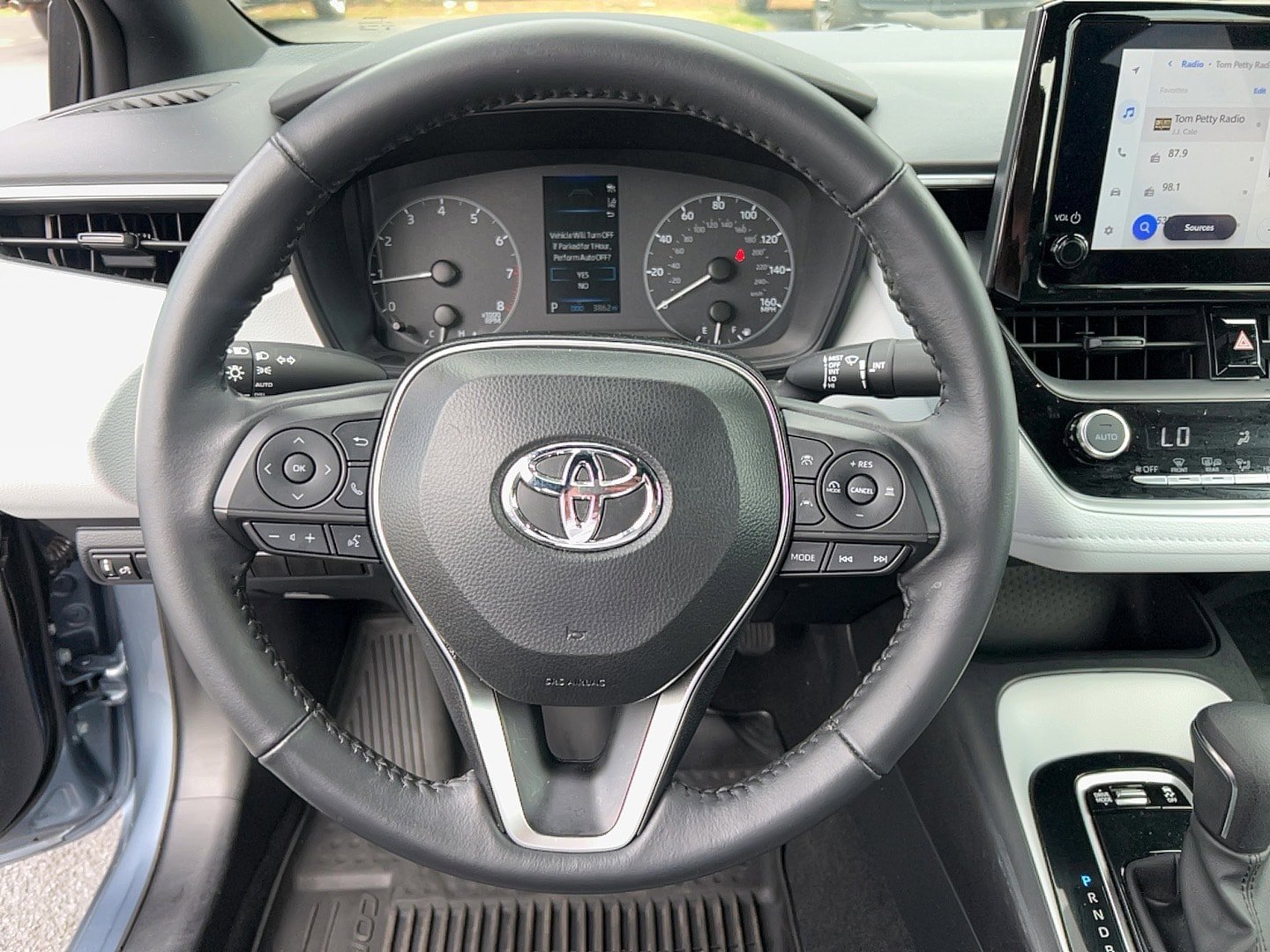 Used 2024 Toyota Corolla SE image 15
