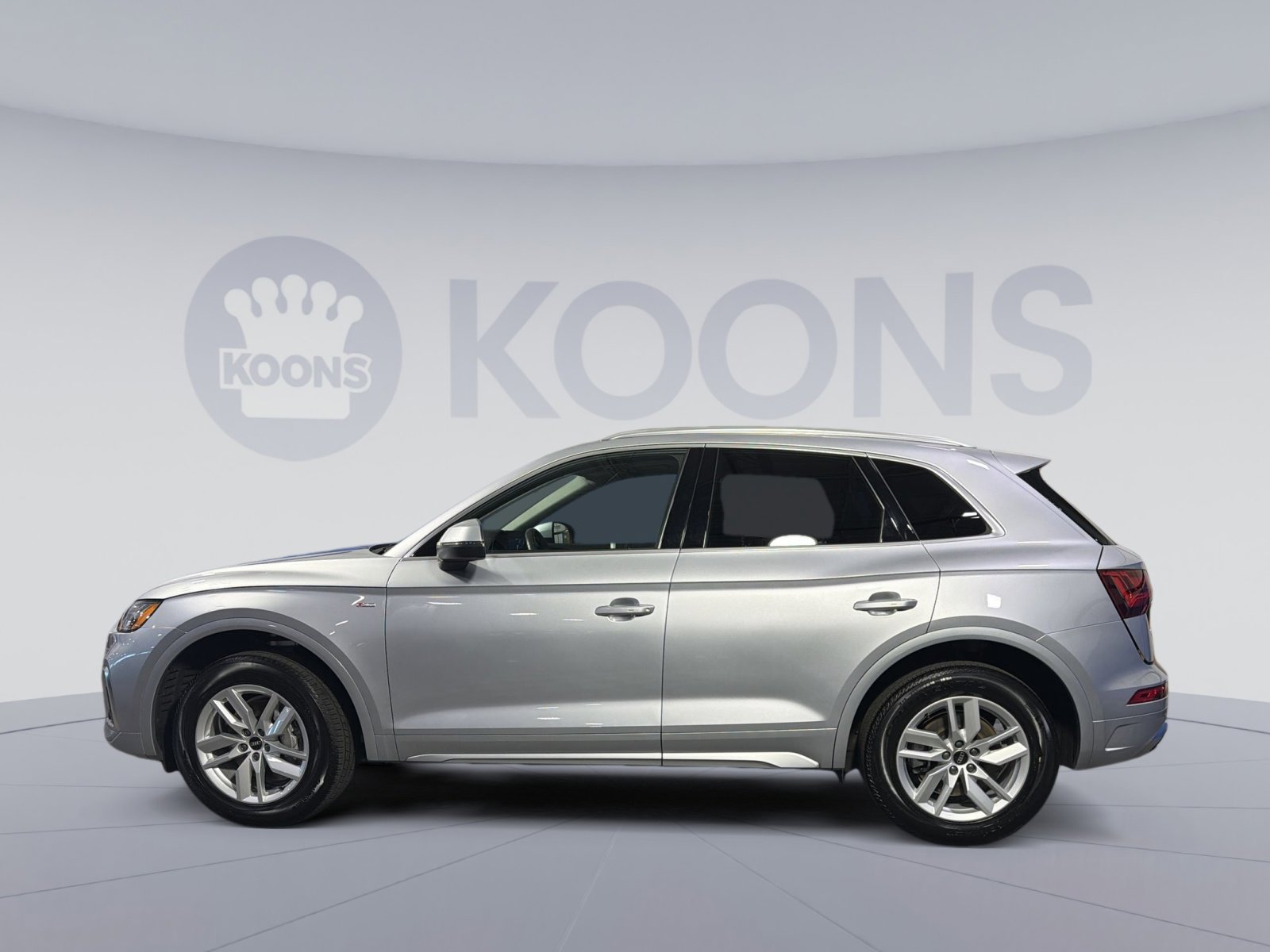 Used 2022 Audi Q5 2.0T Premium AWD/4WD image 2