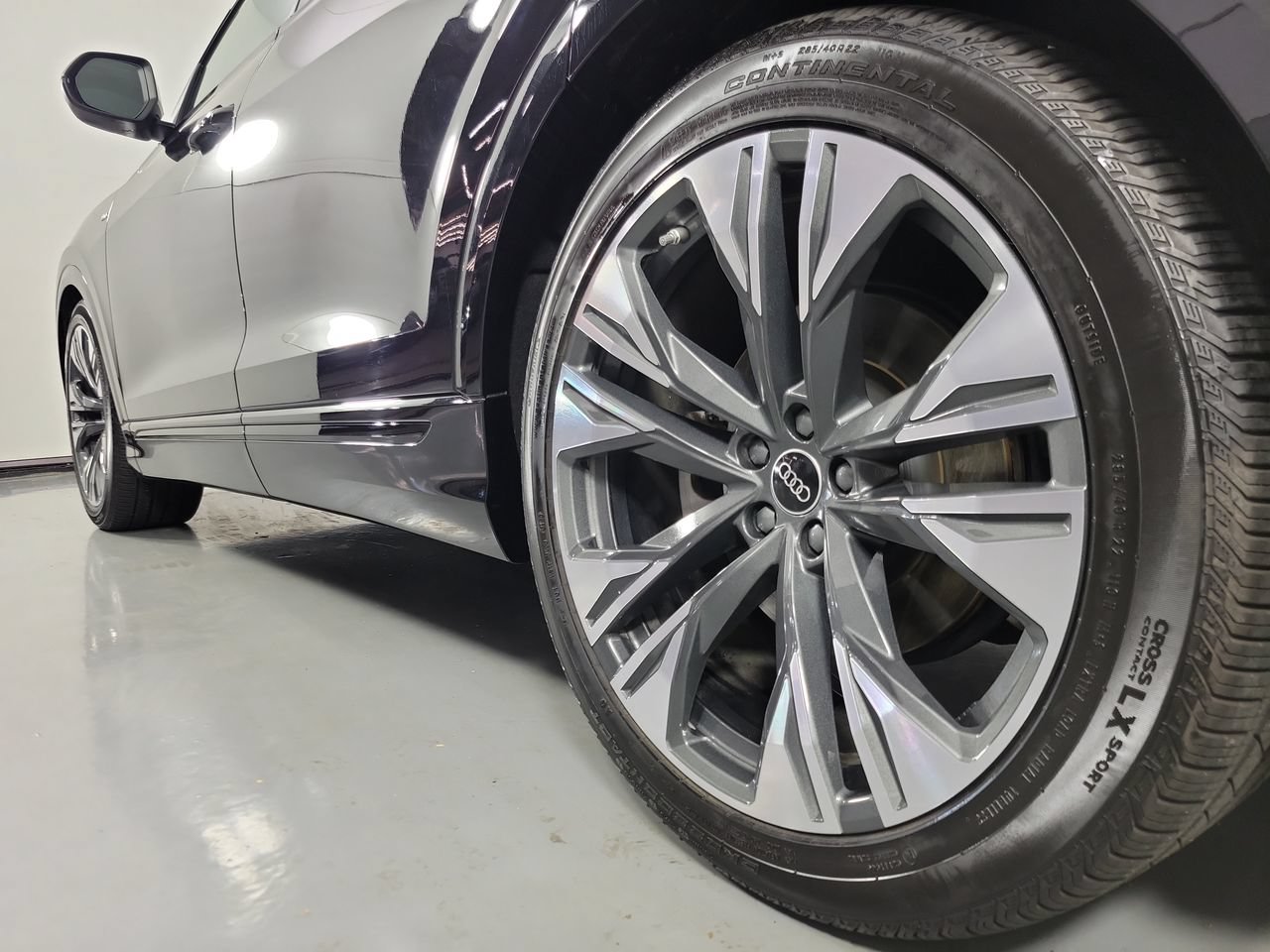 Used 2025 Audi Q8 Premium Plus w/ Premium Plus Package AWD/4WD image 8