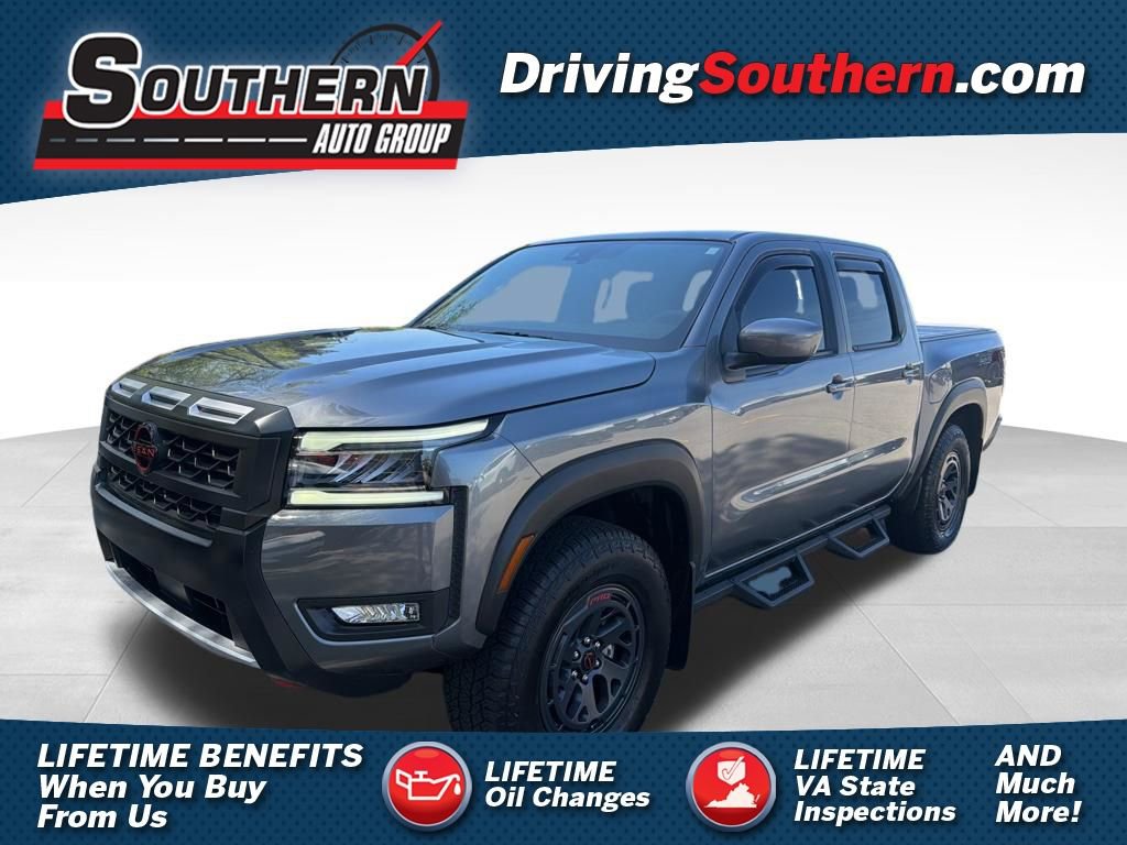 Used 2025 Nissan Frontier PRO-4X image 1
