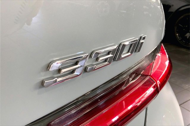 Certified 2023 BMW 330i Sedan w/ M Sport Package image 8