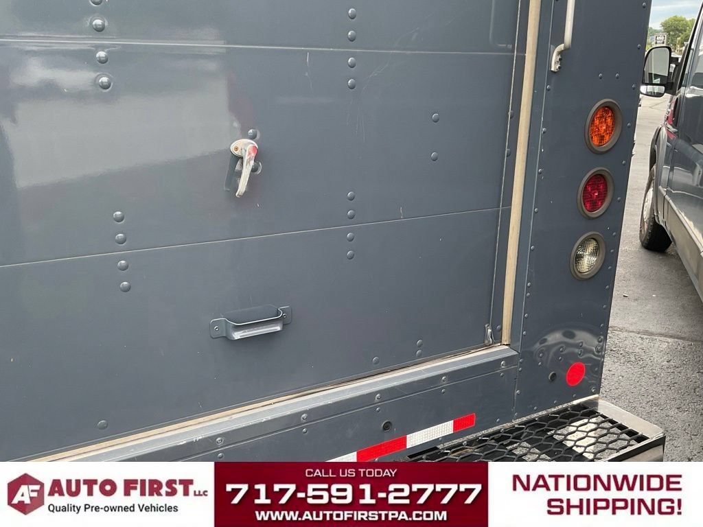 Used 2021 Ford Transit 350 DRW RWD image 3