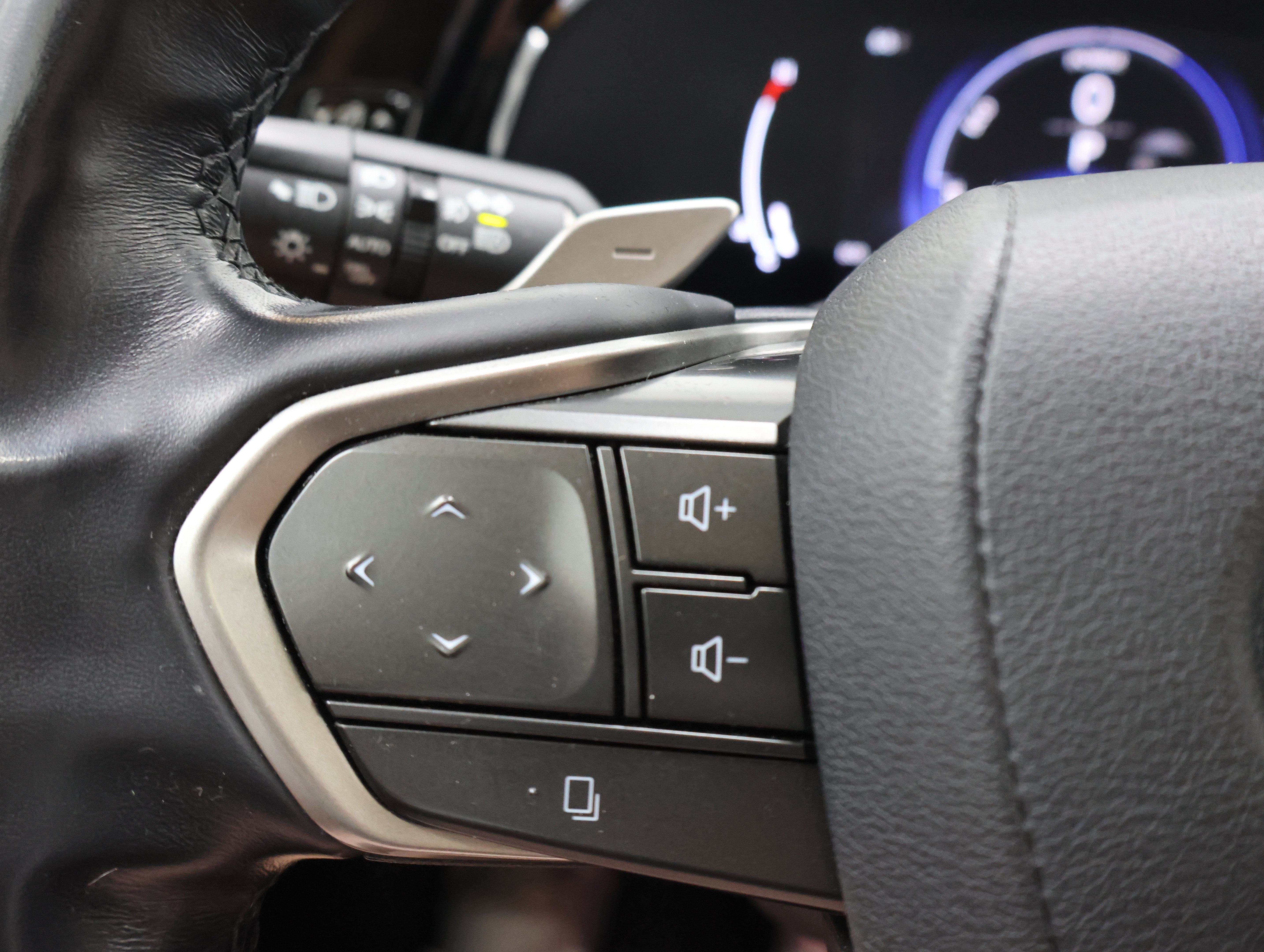 Used 2022 Lexus NX 350h AWD w/ Vision Package image 15