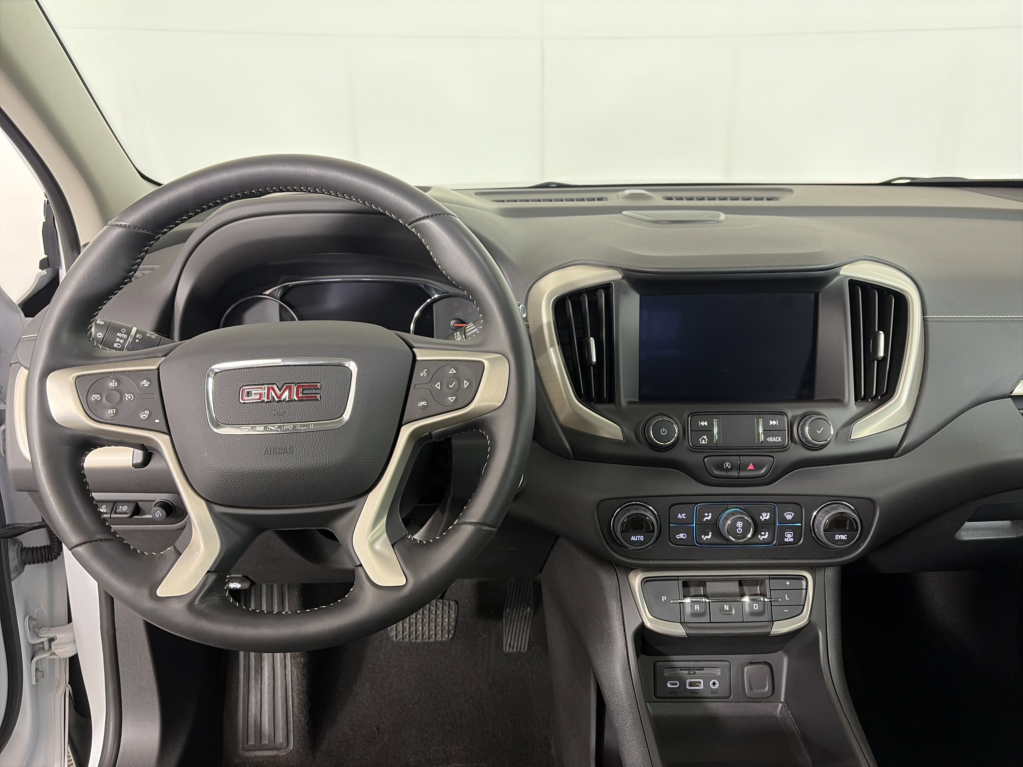 Certified 2022 GMC Terrain Denali w/ LPO, Floor Liner Package image 3