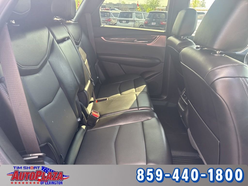 Used 2024 Cadillac XT5 Sportv image 32