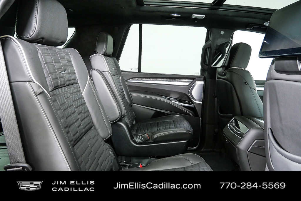 Certified 2025 Cadillac Escalade V w/ LPO, ONYX Package AWD/4WD image 23