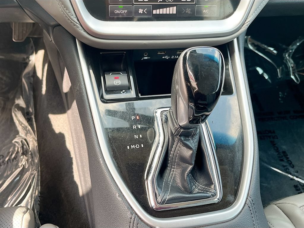 Used 2022 Subaru Legacy Limited AWD/4WD image 17