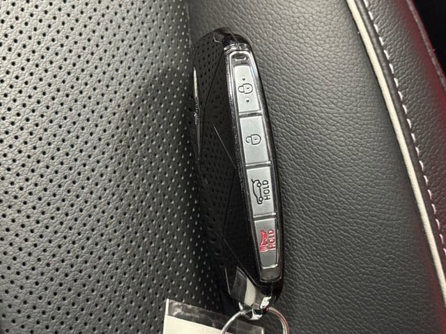 Used 2025 Genesis GV80 2.5T Prestige image 30