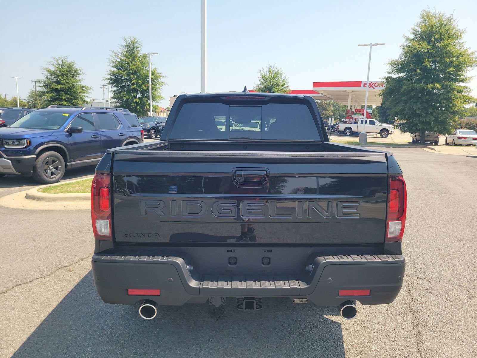 New 2026 Honda Ridgeline Black Edition image 4