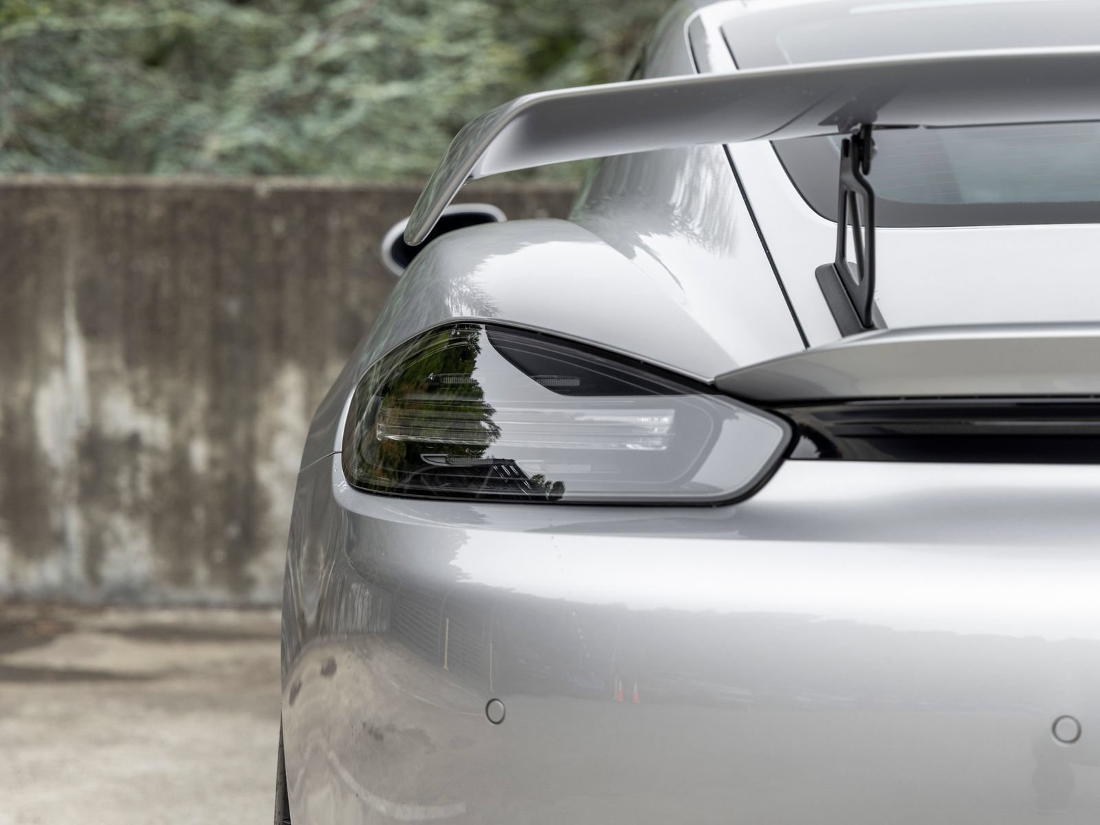 Certified 2020 Porsche 718 Cayman GT4 RWD image 24