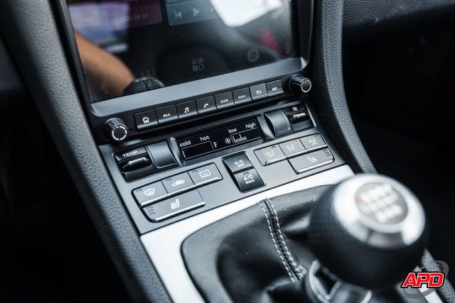 Used 2016 Porsche Cayman GT4 RWD image 18
