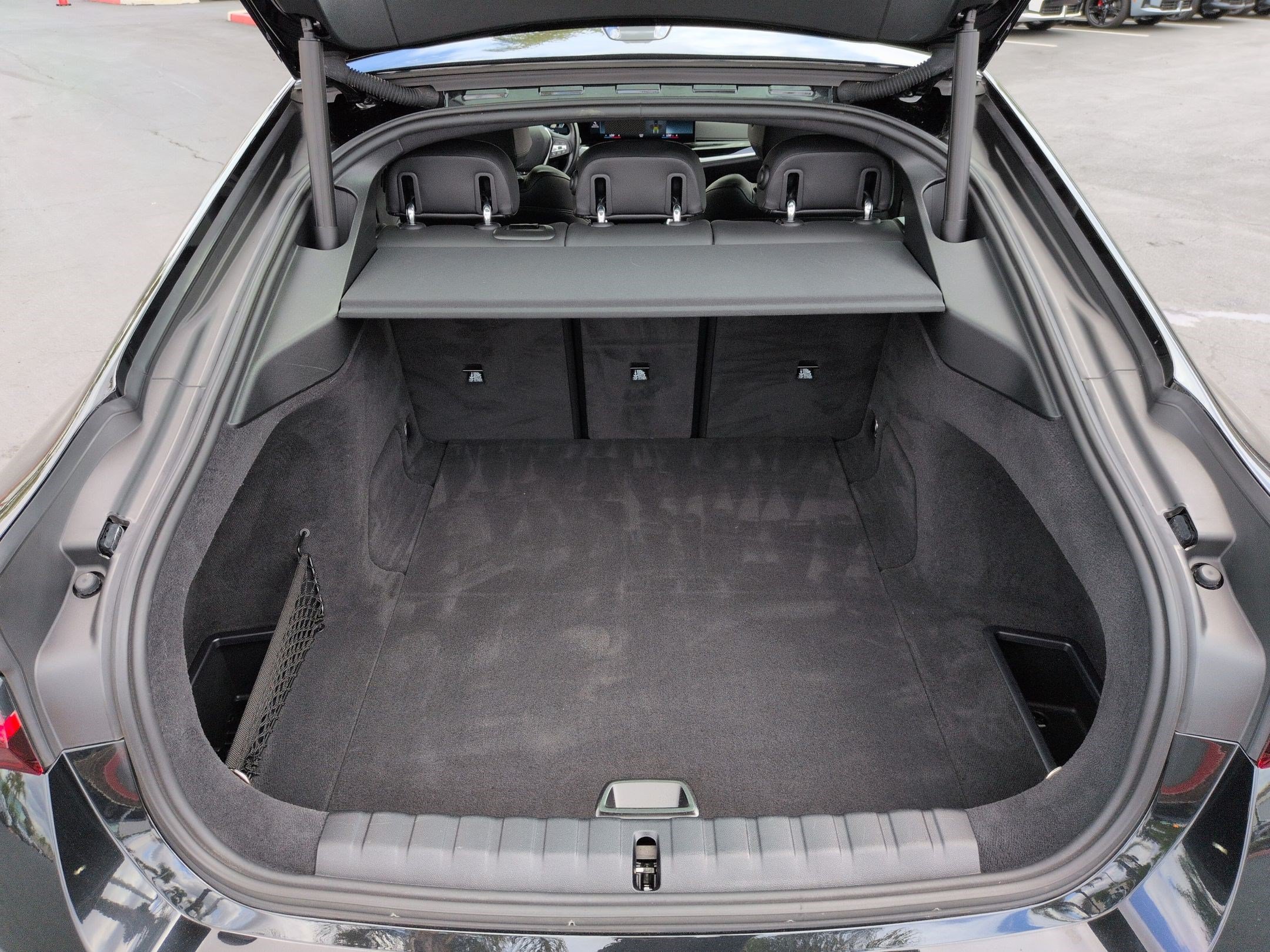 Used 2023 BMW i4 eDrive35 RWD image 32