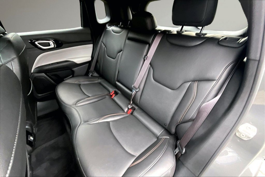 Used 2023 Jeep Compass Limited AWD/4WD image 23