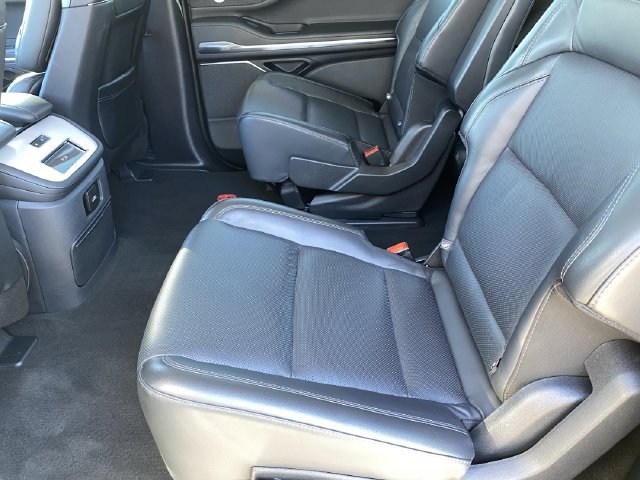 Used 2025 Lincoln Navigator L Reserve AWD/4WD image 17