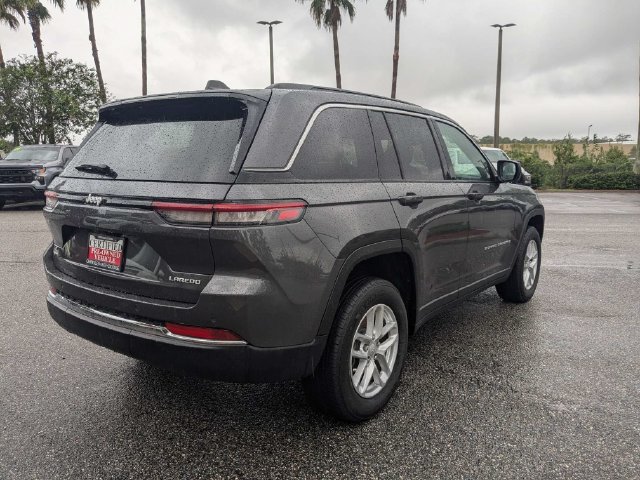Used 2025 Jeep Grand Cherokee Laredo X RWD image 4