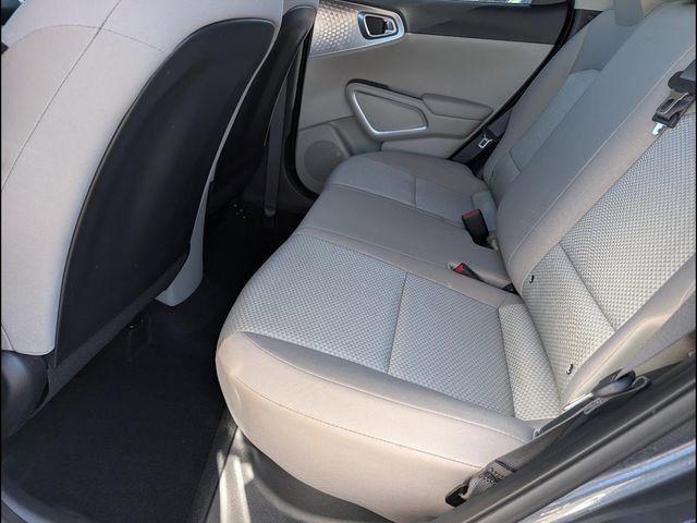 Used 2023 Kia Soul LX w/ LX Technology Package image 10